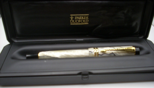 PARKER CENTENNIAL DUOFOLD PEARL & BLACK FÜLLFEDERHALTER