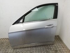 MERCEDES-BENZ E W212 E 220 CDI Tür vorne links 125 kW 2012 MERCEDES-BENZ E W212 E 220 CDI Tür vorne links 125 kW 2012