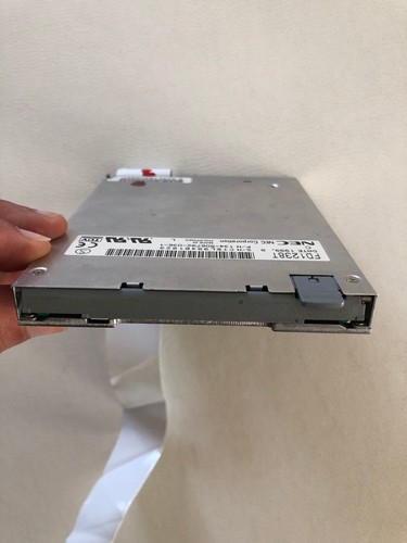 Floppy NEC FD1238T 1,44 MB 3,5" lettore floppy con cavo - Foto 4 di 4