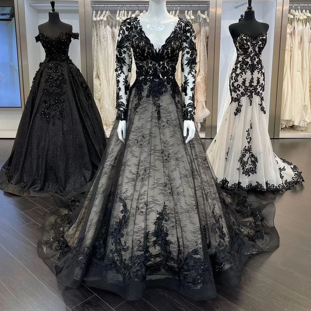 Gothic Black Wedding Dresses V Neck Long Sleeves Lace Appliques Bridal Gowns Gothic Black Wedding Dresses V Neck Long Sleeves Lace Appliques Bridal Gowns