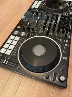 Pioneer DJ DDJ-1000SRT Black 4-channel DJ Controller for Pioneer DJ DDJ-1000SRT Black 4-channel DJ Controller for