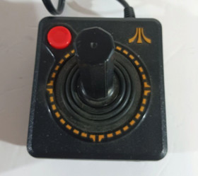 ATARI FLASHBACK 2 Classic Game CONSOLE TV Plug In 40 Built In Games +CONTROLLERS