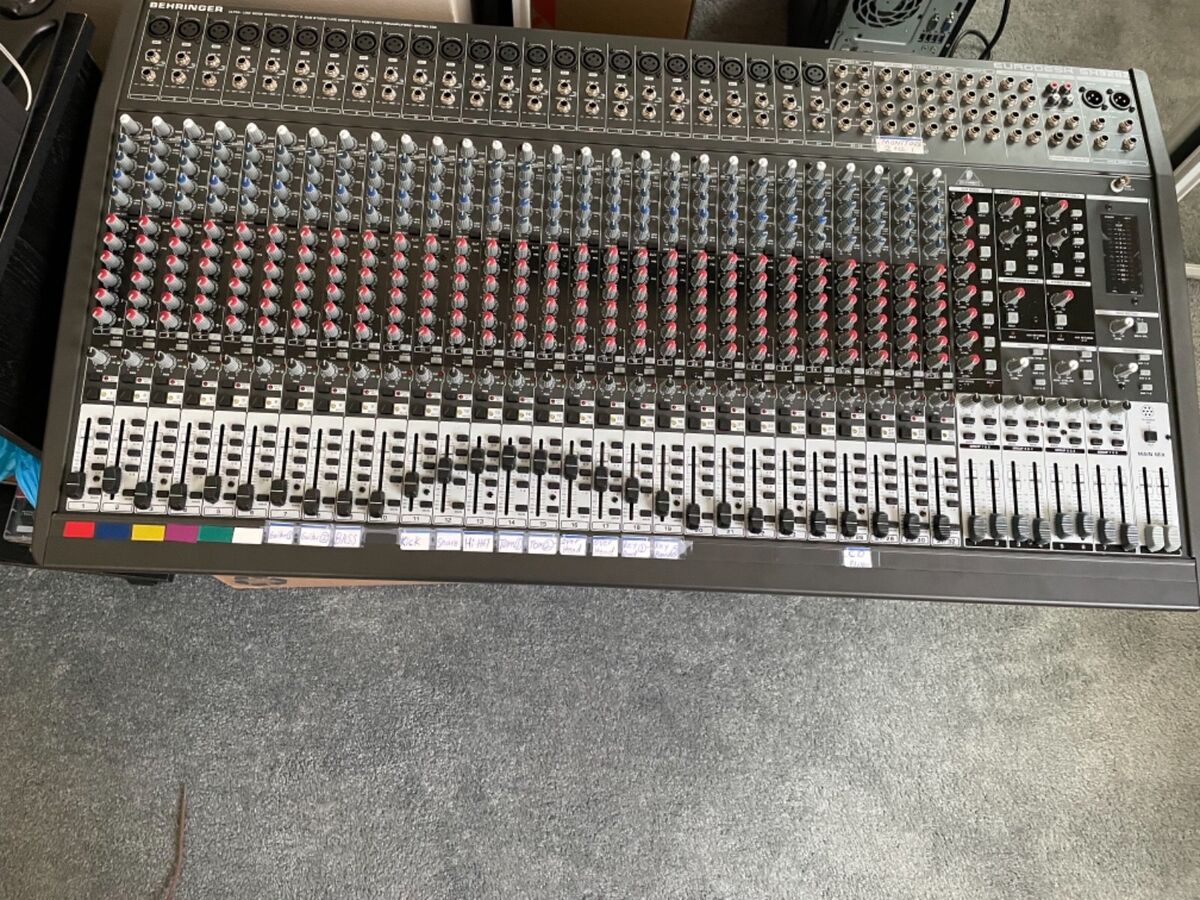 Behringer 32 channel 8 Bus Mixer Eurodesk | eBay Behringer 32 channel 8 Bus Mixer Eurodesk | eBay