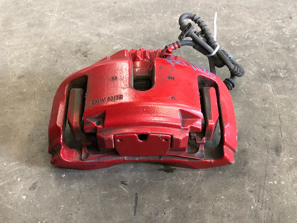 13 14 15 BMW F06 F12 F13 650i 640i Pinza de freno delantera derecha del pasajero 1486 OEM Foto 3 de 4