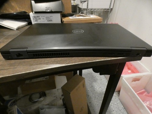 Portátil 15.6" Dell Latitude 5580 i5-7440HQ 2.80GHZ 256GB SSD 8GB Ram Win 10 Pro - Imagen 9 de 11