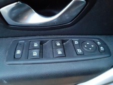 Glace latérales Renault FLUENCE