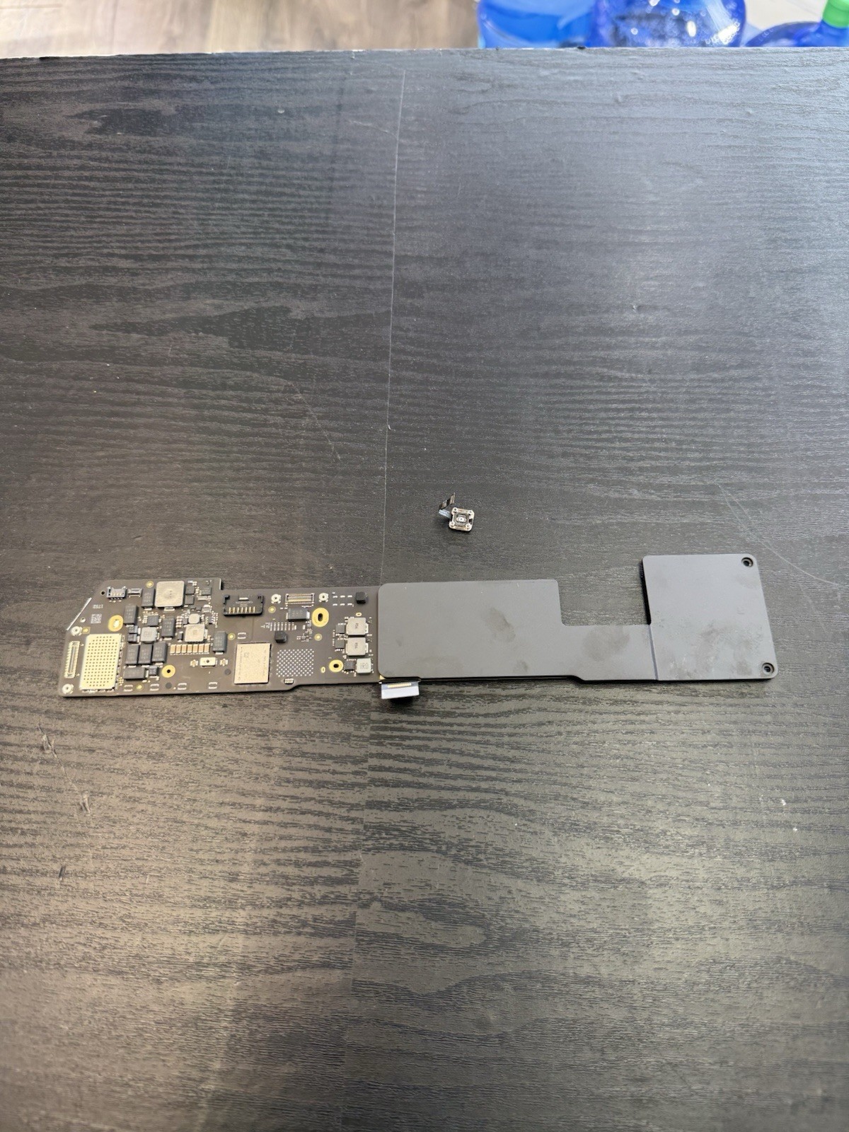 Apple MacBook Air 2020 Logic Board M1