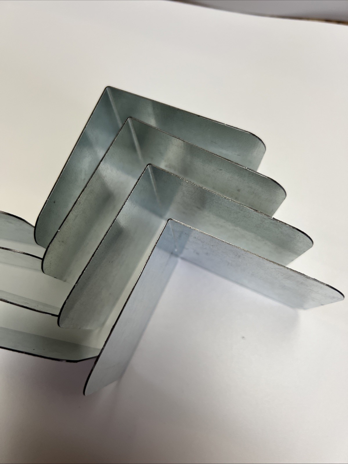 8 Metal Angle Brackets 2 1/2x2 1/2 Inches Solid Metal No Holes Rounded Corners