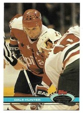 DALE HUNTER 1991-92 STADIUM CLUB CARD NEAR MINT+ CONDITION