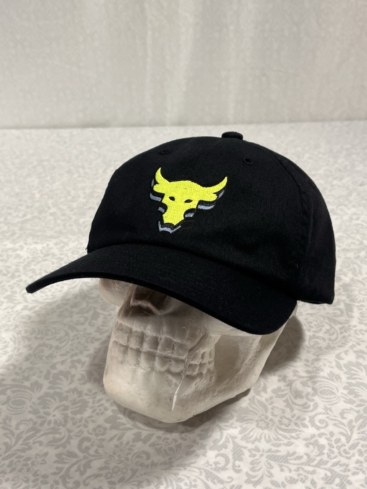 Under Armour Project Rock Bull Hat OSFA Black Neon Green Str