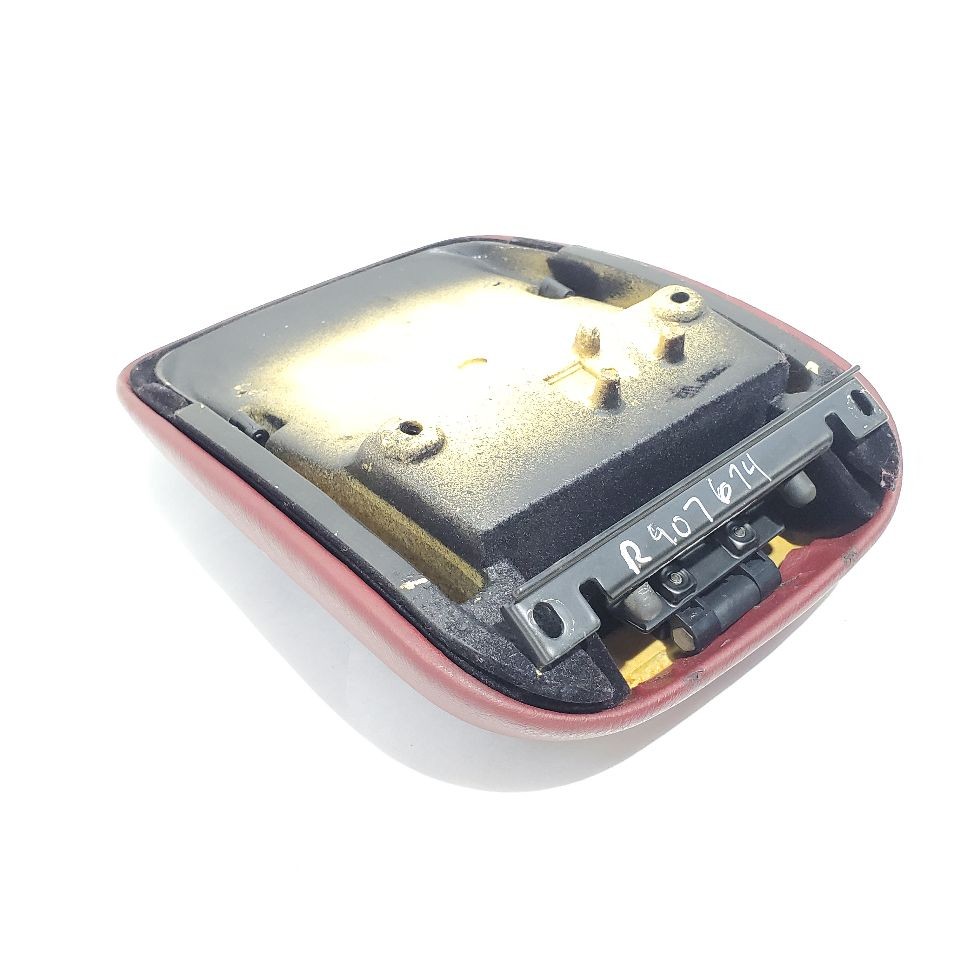 Used Part fits: 2003 Maserati SPYDER CC Grade C