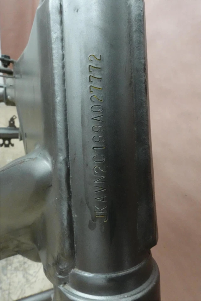 2007-2013 KAWASAKI VULCAN 900 VN900 VN900C CHASSI QUADRO PRINCIPAL - Imagem 2 de 4