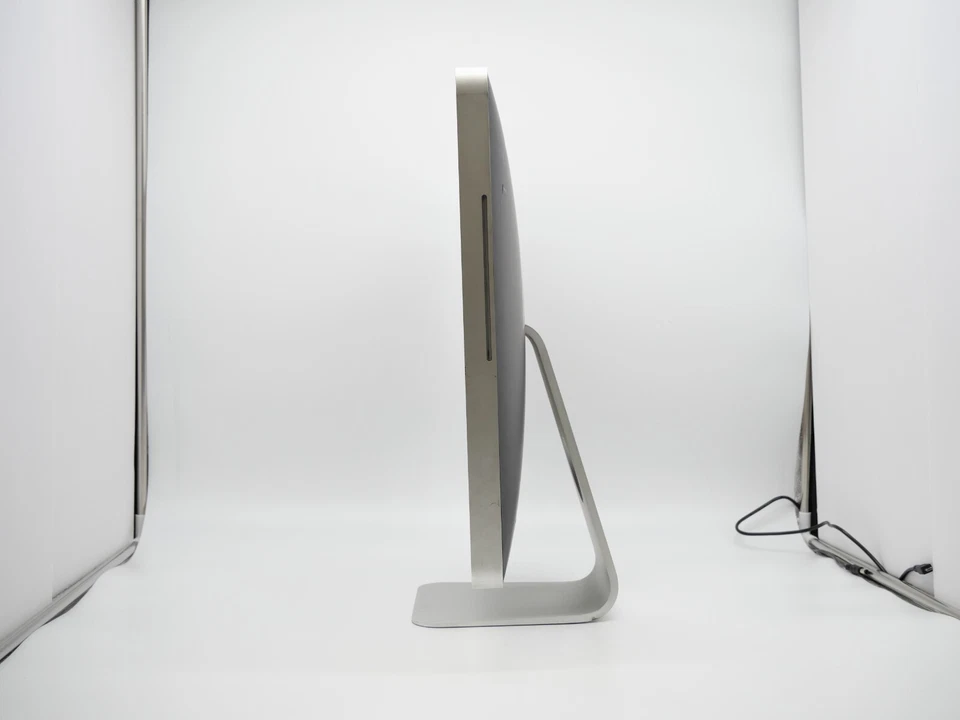 Apple iMac 20 Inch 2GB 160GB HDD All in One PC - 1 Year Warranty - Image 3 of 4