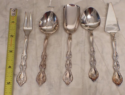 Vintage International Silverplate Appetizer Dessert Utensils - Picture 5 of 6