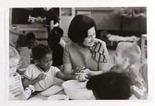 1968 Washington DC Kemper School Lady Bird Johnson Head Start VTG Press Photo
