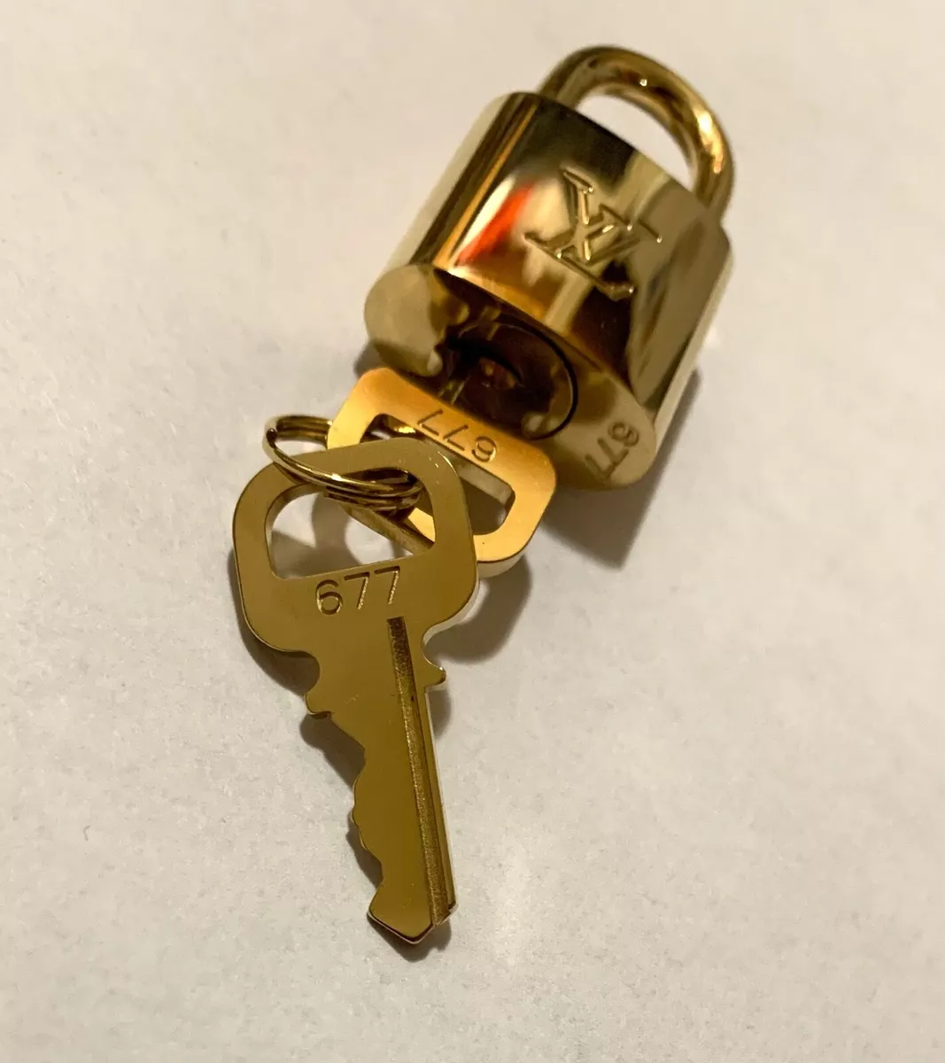 louis vuitton padlock and key