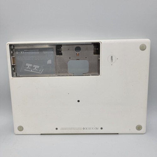 Apple Macbook A1181 Core 2 Duo No Ram/HDD/Battery Untested As Is - Picture 9 of 12