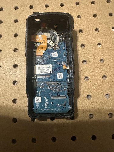 Czarna obudowa obudowa z głośnikiem, LCD i pełną klawiaturą do radia XPR 7550/7550E/7580. - Zdjęcie 2 z 5