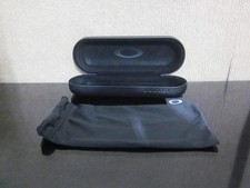 Oakley Eye Glasses Hard Case Black Faux Leather Clamshell With Black Dust Bag M