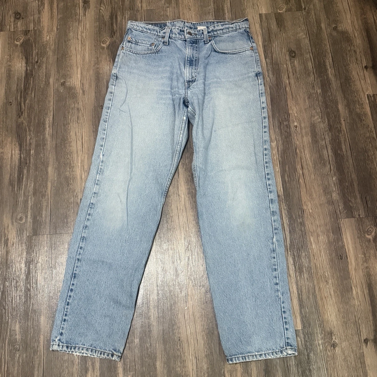 25+ Levi