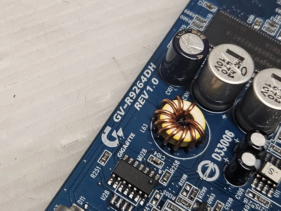 ATI Radeon 9200 64MB DDR, 128BIT, AGP 8x, VGA, DVI, GigaByte GV-R9264DH, WORKING - Image 4 of 4