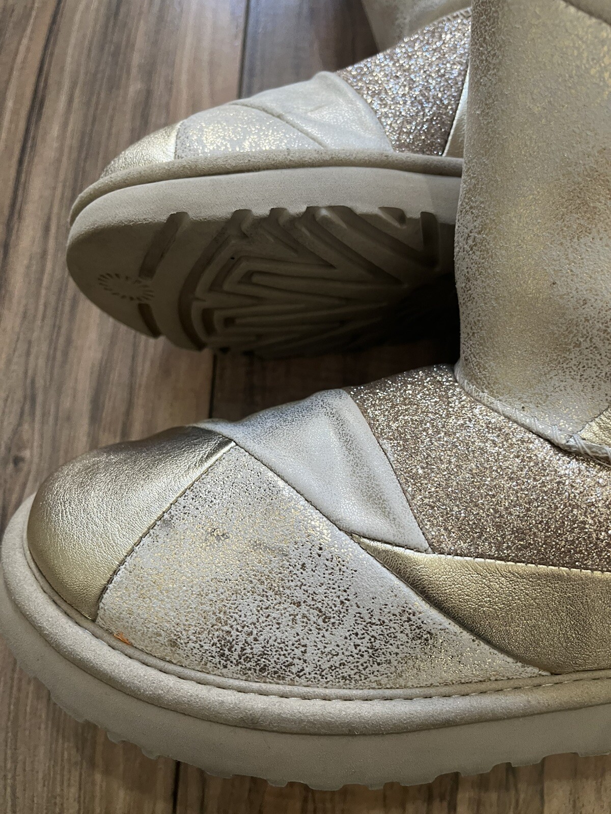 Rare UGG Classic Gold Glitter Patchwork Pull On S… - image 5