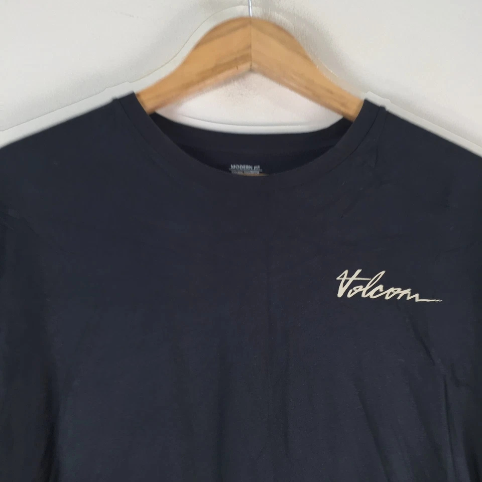 Volcom t shirt mens size XL black short sleeve crew neck cotton 106118 - Image 2 of 4