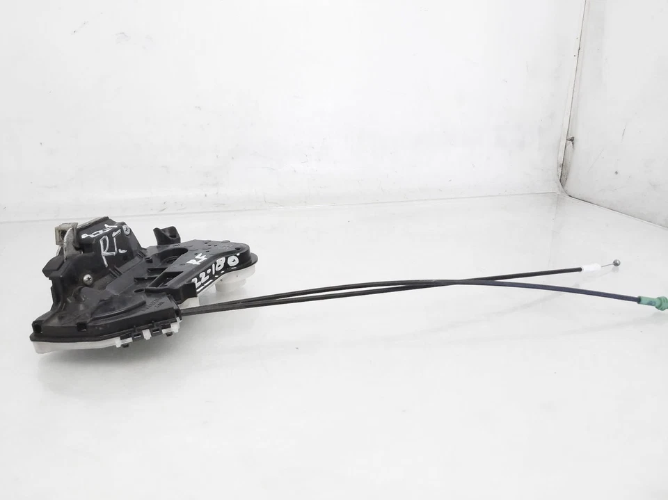 2014-2023 丰田卡罗拉前乘客门锁闩锁执行器 69030-02380 — 第 2/4 张图片