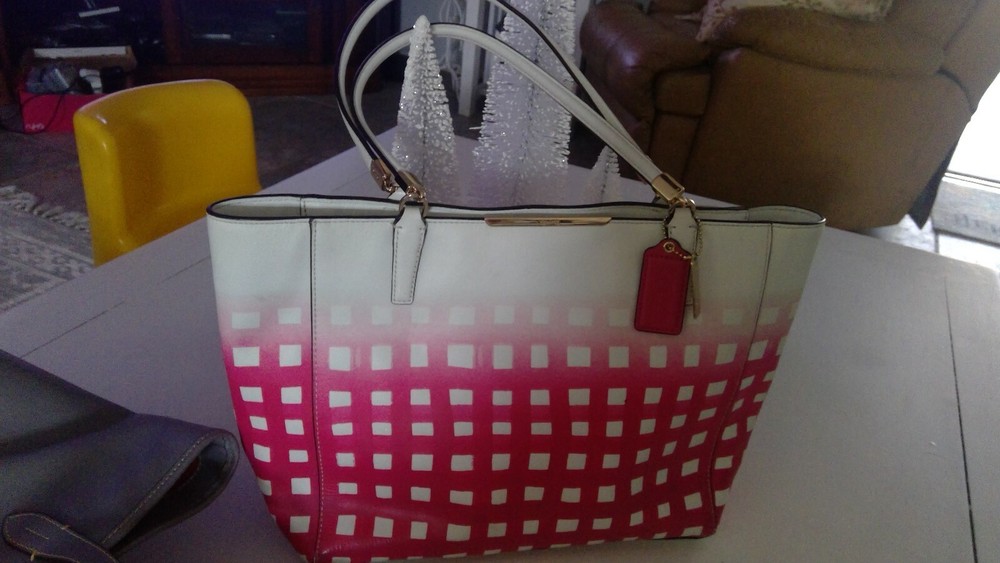 Coach. Madison E/W  gingham saffiano leather TOTE $ 328 *NEW LOW PRICE