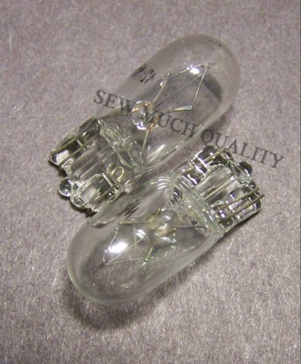 LIGHT BULB Husqvarna Viking Orchidea Lily Lisa Iris Victoria Necchi 6150 6147 +