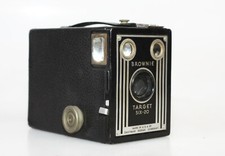 Vintage Kodak Brownie Target Six-20 Art Deco Box Camera