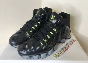 mens nike shox tlx