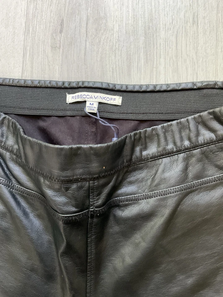 Pantalones Rebecca Minkoff Negros Imitación Cuero Pantalones Veganos Med Foto 3 de 4
