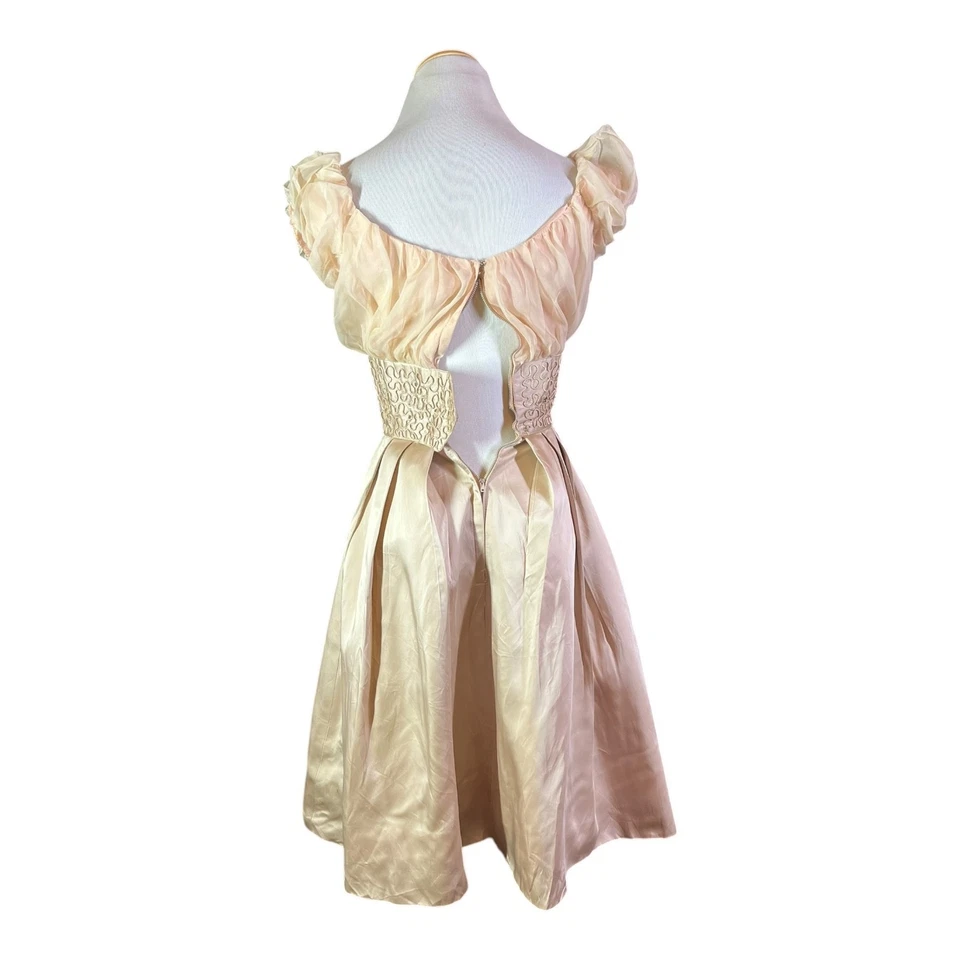 Vestido Vintage Años 50 Satén Falda Estrás Ajuste y Acampanado Rosa Champagne *Defectos Foto 4 de 4