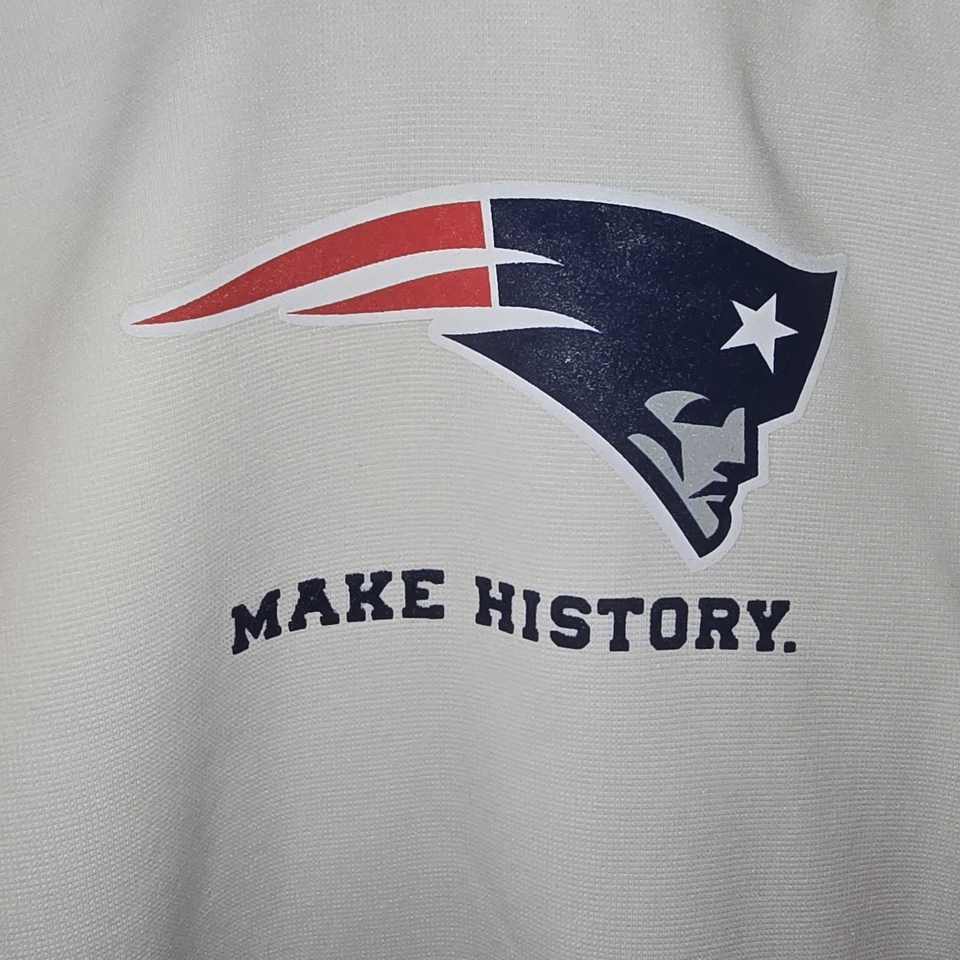 New England Patriots NFL Hoodie XXL 2X White Combine Under Armour Fleece NWT NEW - Image 2 of 4