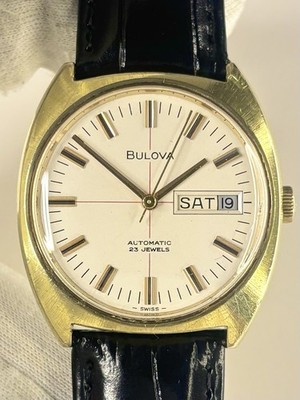 BULOVA Vintage 1970 s Men s Automatic Day Date Gold Dress Watch