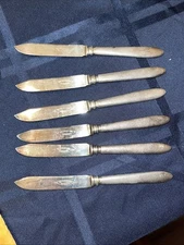 Vintage Set of 6 WM Rogers Mfg. Co Stainless Steel Butter Knives