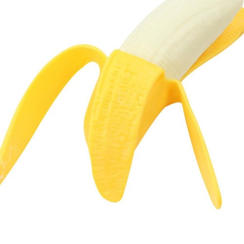 2Pcs Cute Spoof Peeling Banana Squish Fidget Toys Antistress Prank Tricks Toy - Photo 4 sur 5