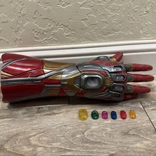 Marvel Legends Series Endgame Iron Man Nano Gauntlet Articulated Electronic Fist