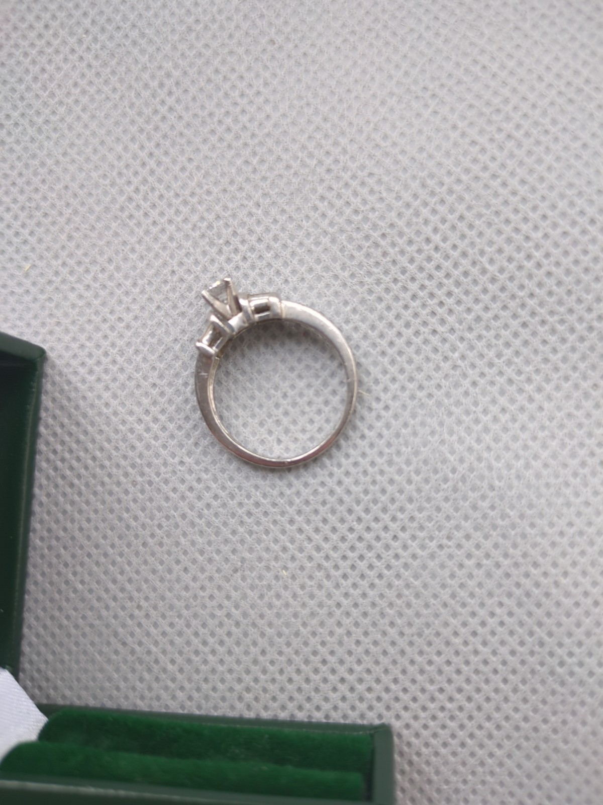 Picture 3 of 4