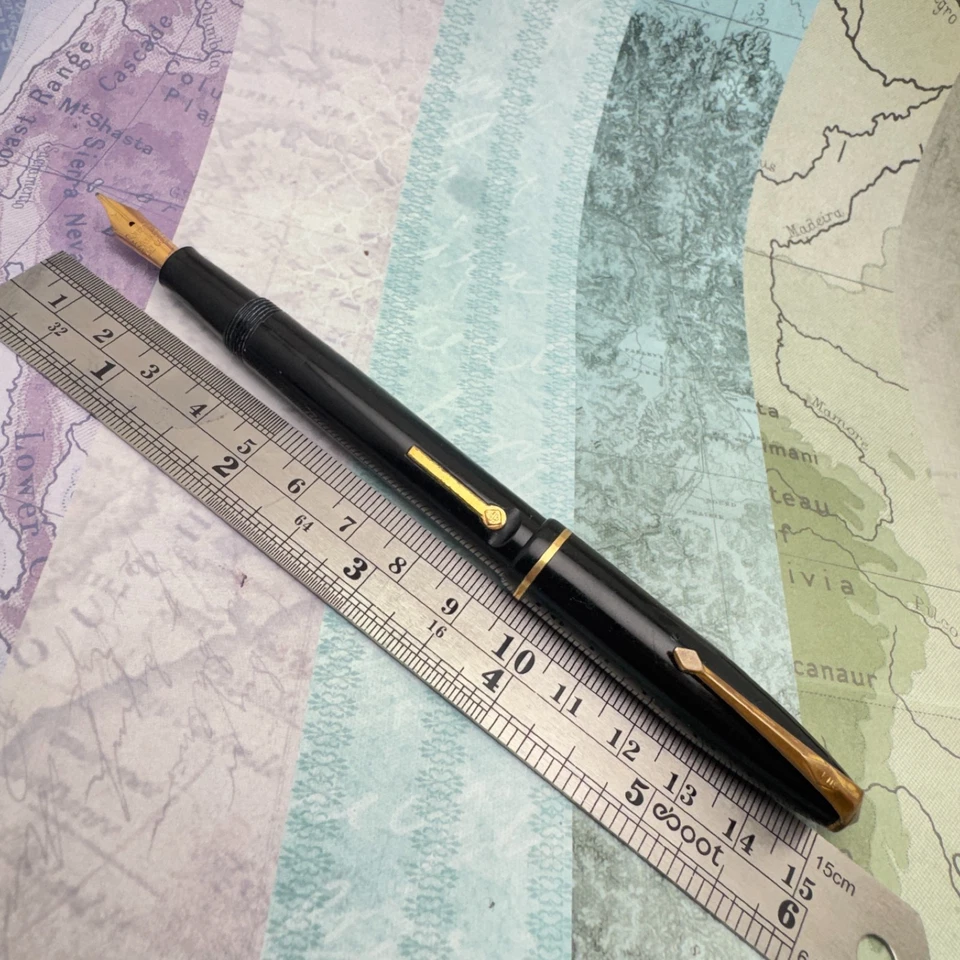 Conway Stewart fountain pen model 85, new sac, springy nib. - Image 4 of 4