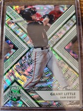 2018 Panini Elite Extra Edition Grant Little Status Die-Cut Emerald #73 Padres