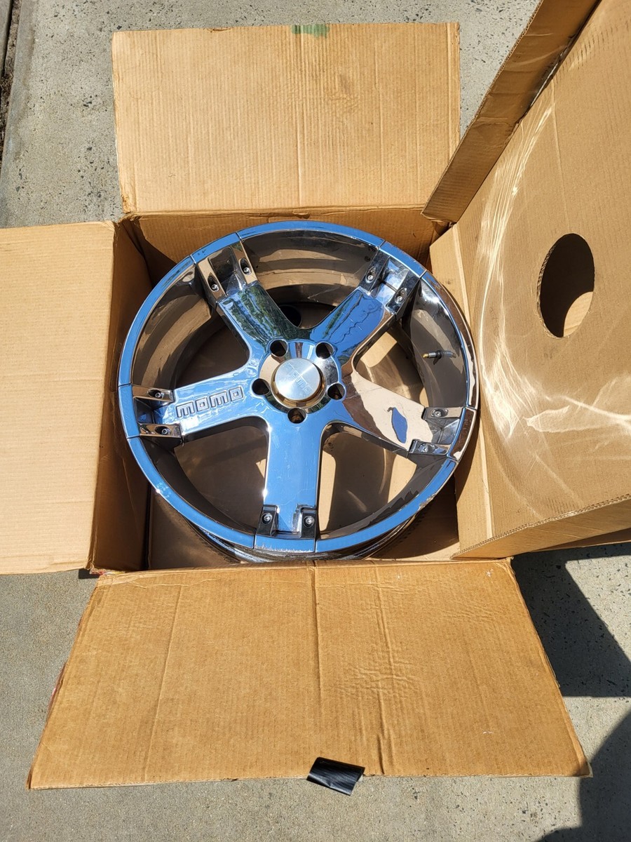 momo ‪‪❤︎‬ Momo Retro Steering Wheel – Black Forest Industries