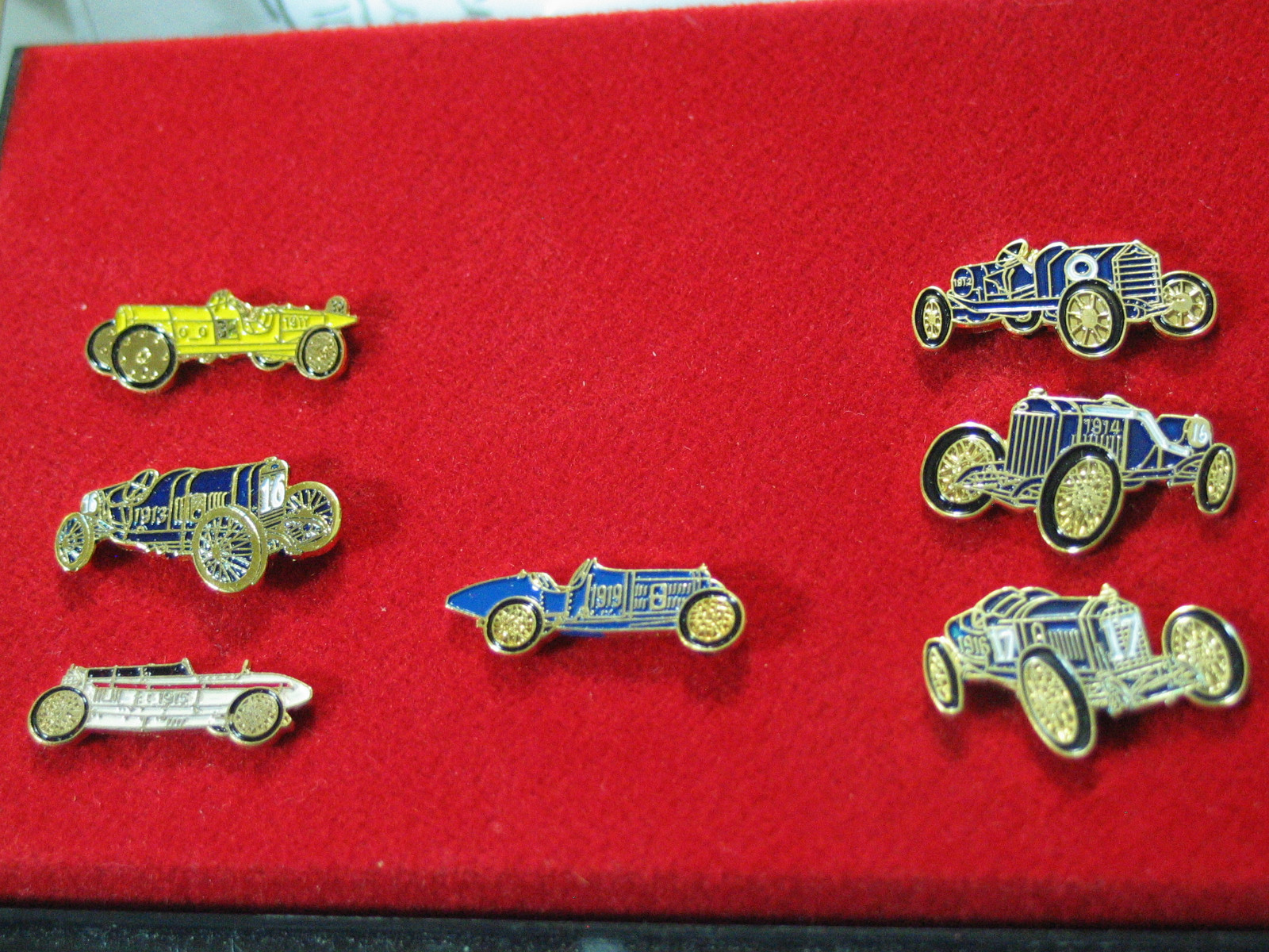 Picture 3 of 4