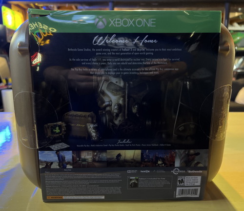 Fallout 4: Pip-Boy Edition - Collector’s Edition - XBOX ONE 2015 NIB - Picture 10 of 11