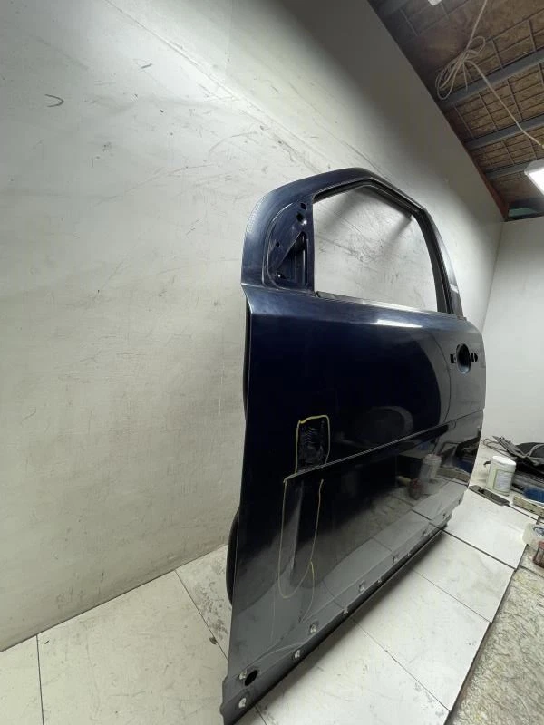 Land Rover LR2 SE 2008 carcasa de puerta del conductor delantera izquierda OEM+ (azul báltico) Foto 4 de 4