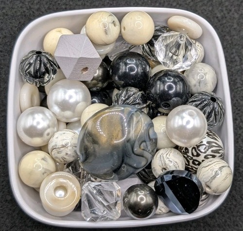 5oz Mystery Bead Soup Bag: Mix Loose Plastic Craft Jewelry DIY 🖤🩶🤍