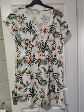 Size 3XL 22 White Floral Tropical Short Sleeve Dress Skater Vintage Tea Summer