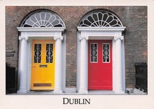 IRELAND DUBLIN GEORGIAN DOORS