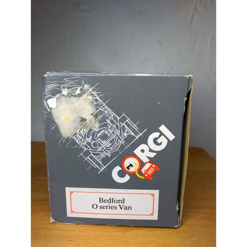 Corgi Classics C822/1 Bedford O Series Van Die Cast in Box! Fast Shipping! - Picture 4 of 5